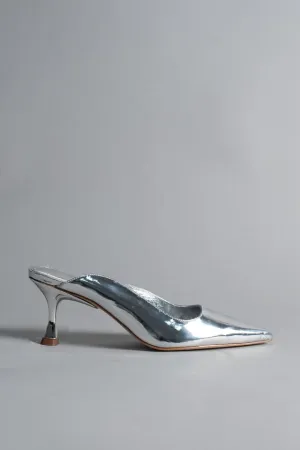Alma Asymmetrical Leather Mule
