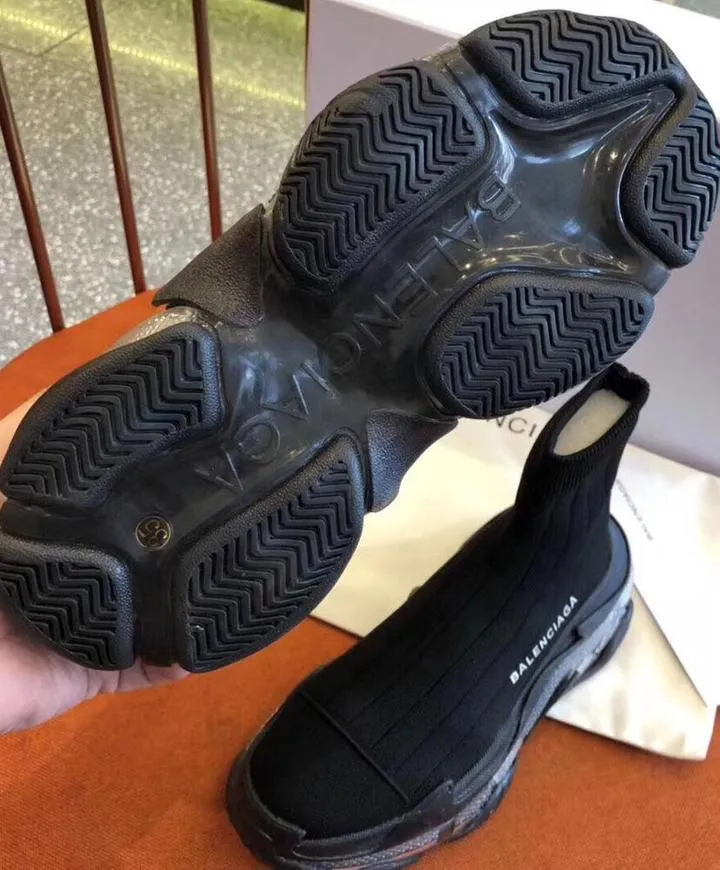 BALENCIAGA SNEAKER Instant access Local shipping options -