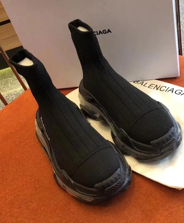 BALENCIAGA SNEAKER Instant access Local shipping options -