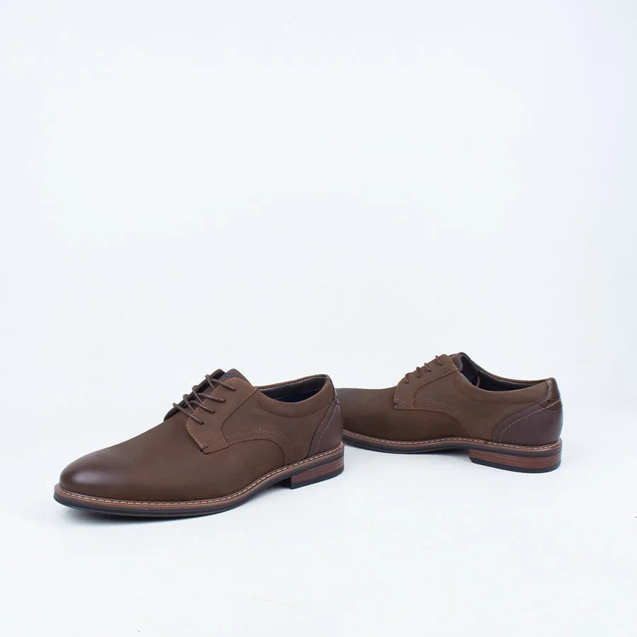 Centro Lace Up