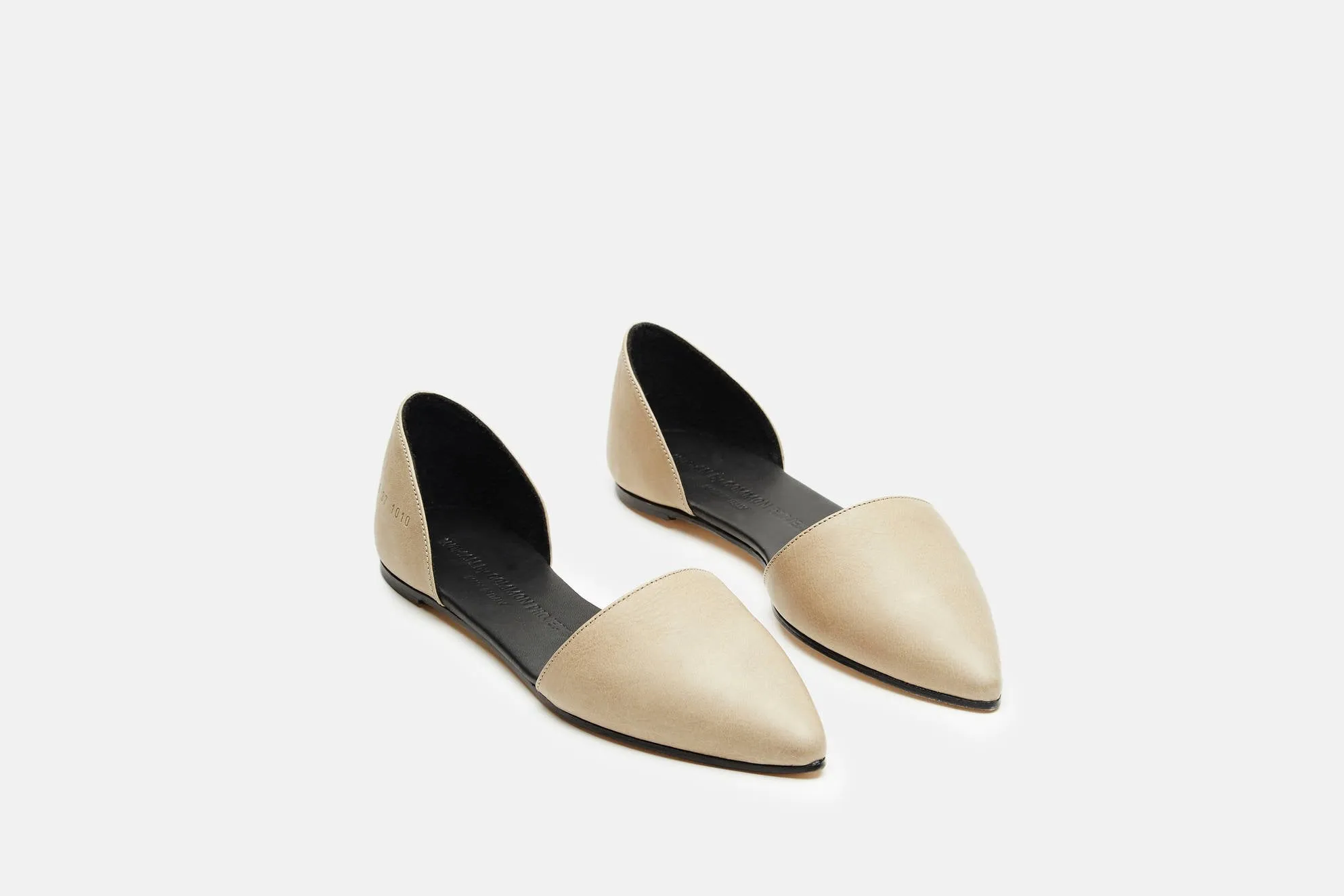 Flat Sandal in Leather - Olive