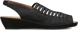 Gentle Souls by Kenneth Cole Women's Lee Wedge Sandal
