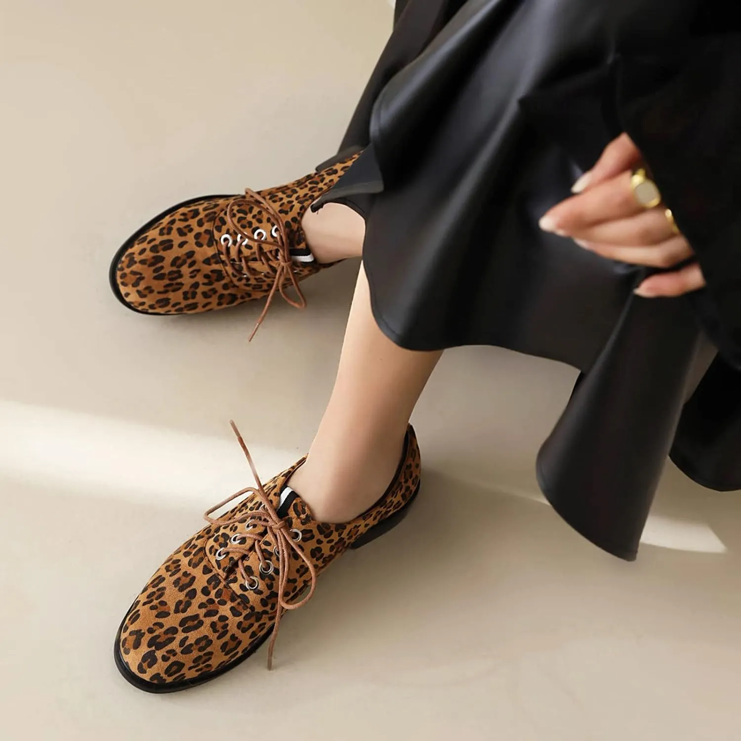 Gicoiz Footwear Womens Classic Round Toe Lace Up Oxfords Brogue Work Shoes