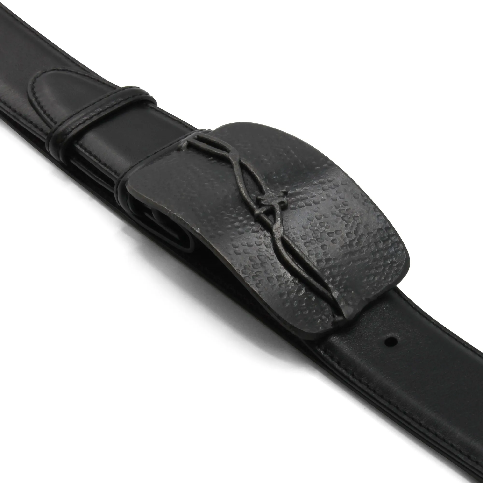 Handmade Mild Steel Barbed Wire Hammer Texture Buckle - Matte Black - Large 40mm