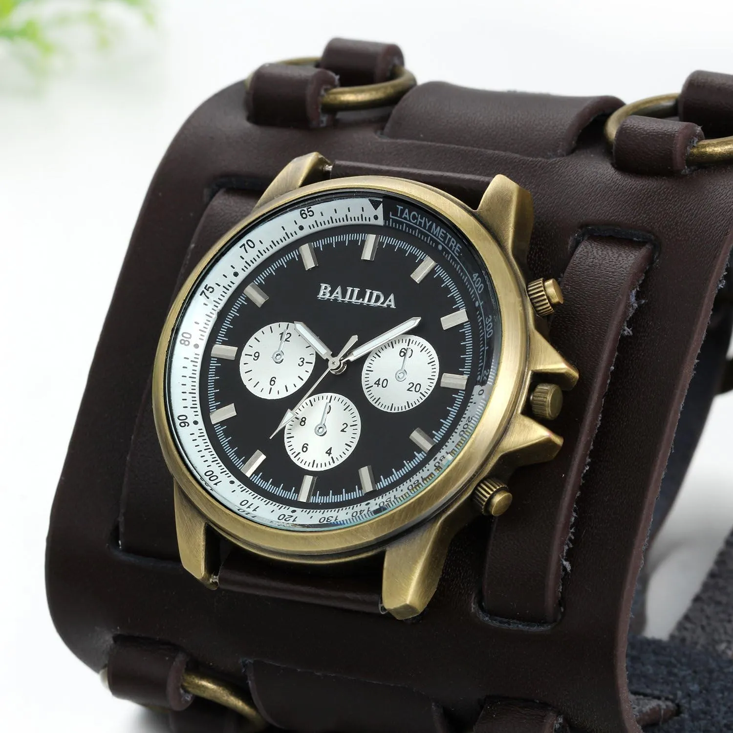 JewelryWe Black Brown Hip-hop Gothic Punk Style Men Watch Wide Leather Fashion Cuff Wristwatch