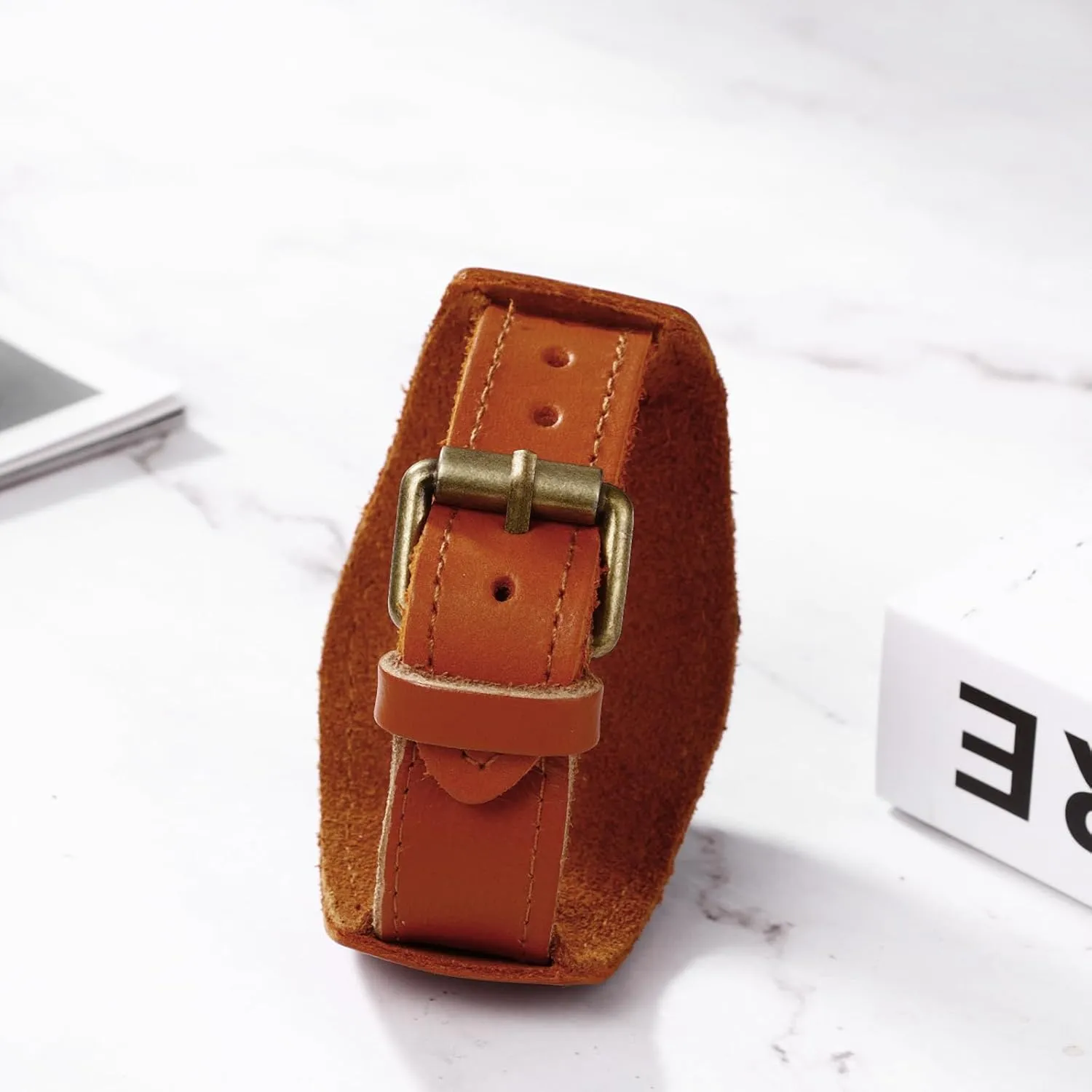 JewelryWe Black Brown Hip-hop Gothic Punk Style Men Watch Wide Leather Fashion Cuff Wristwatch