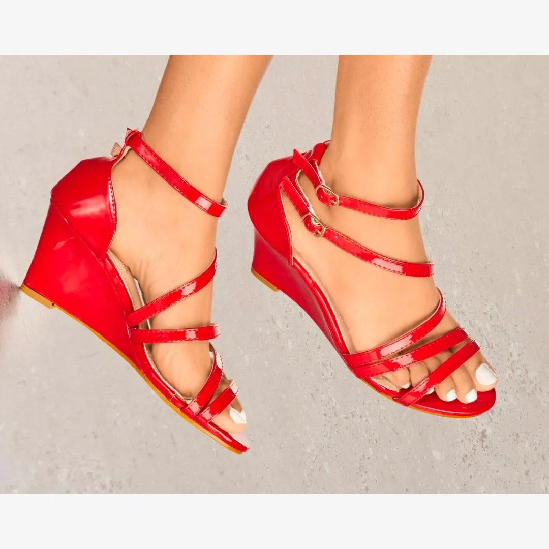 LADIES GLOSSY PATENT LOW MID WEDGE HEEL PEEP TOE STRAPPY SANDALS SHOES SIZES
