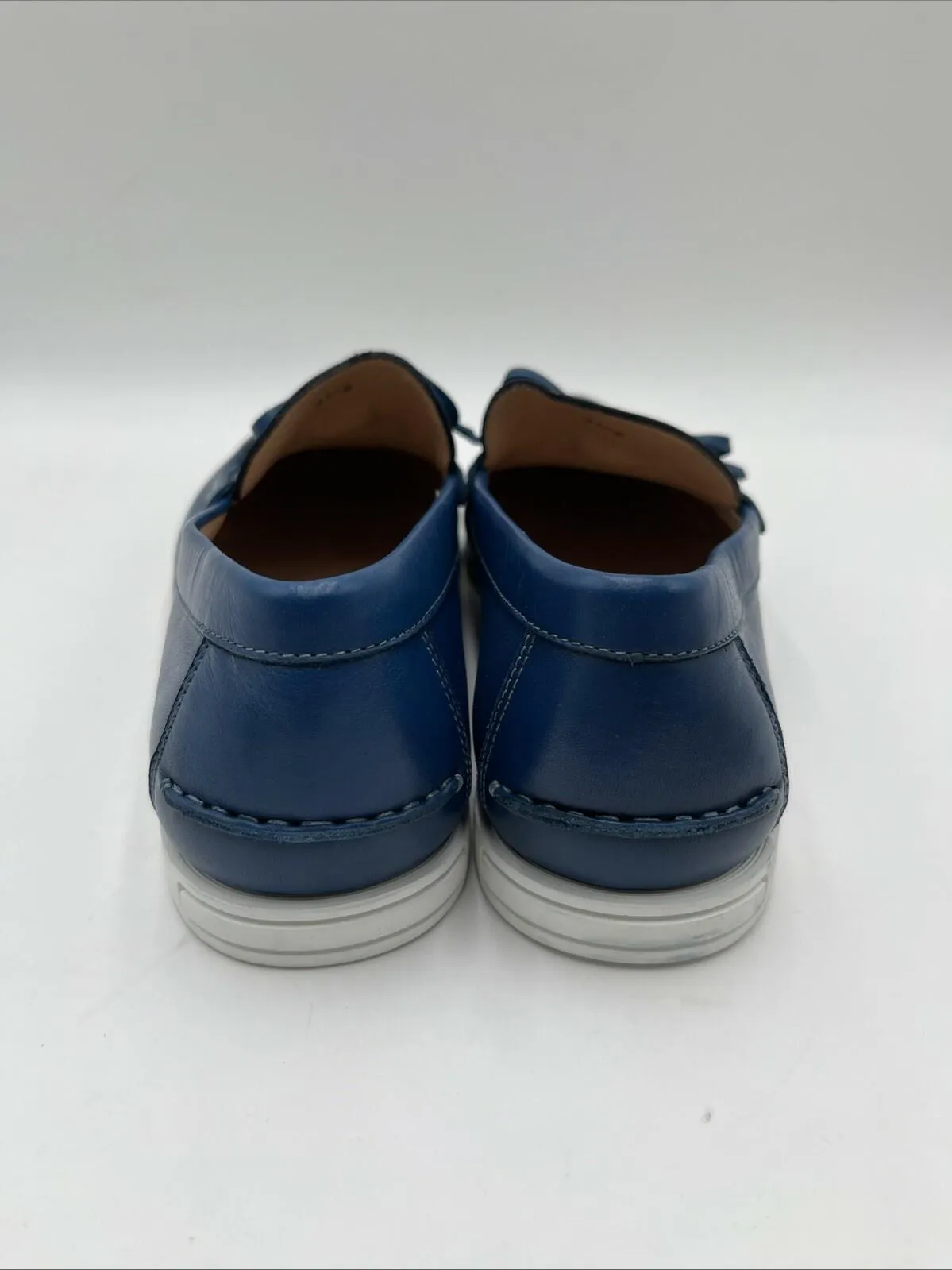 Men’s Saks Fifth Avenue COLLECTION Leather Boat Shoes Blue Size 8 - Very Good