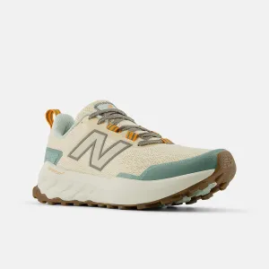 New Balance Women's Fresh Foam X Garoé v2 Calcium with Dark Juniper WTGAROV2