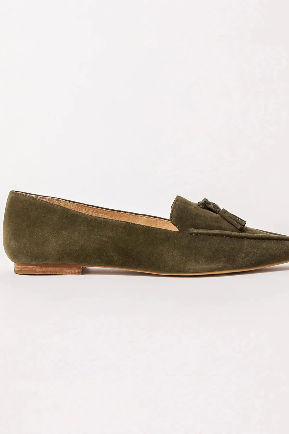 Poplar Pointed Flat Khaki Suede