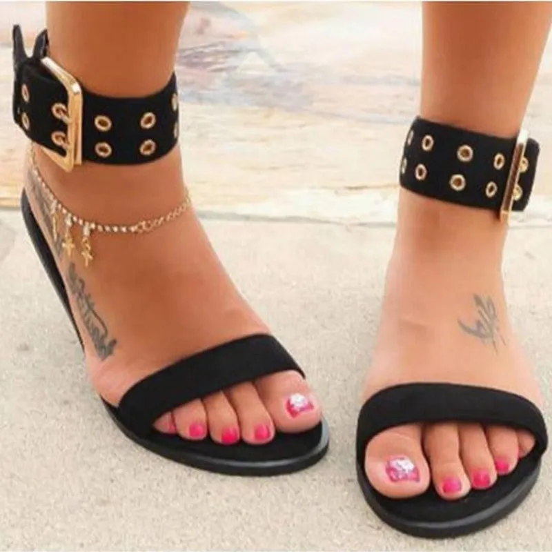 PVC Sandals Women Transparent Flats Shoes Large Size Female Clear Jelly Shoes Ladies Roman Beach Sandalias Mujer