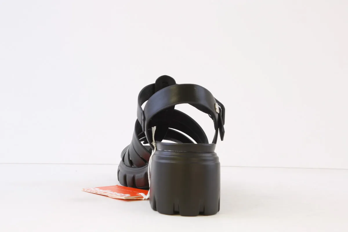 REFRESH - 171540 LOW BLOCK HEEL T-BAR SANDAL - BLACK