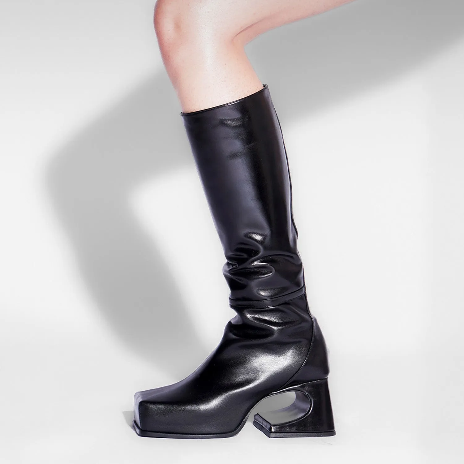 Roxy Boy In Caviar Black
