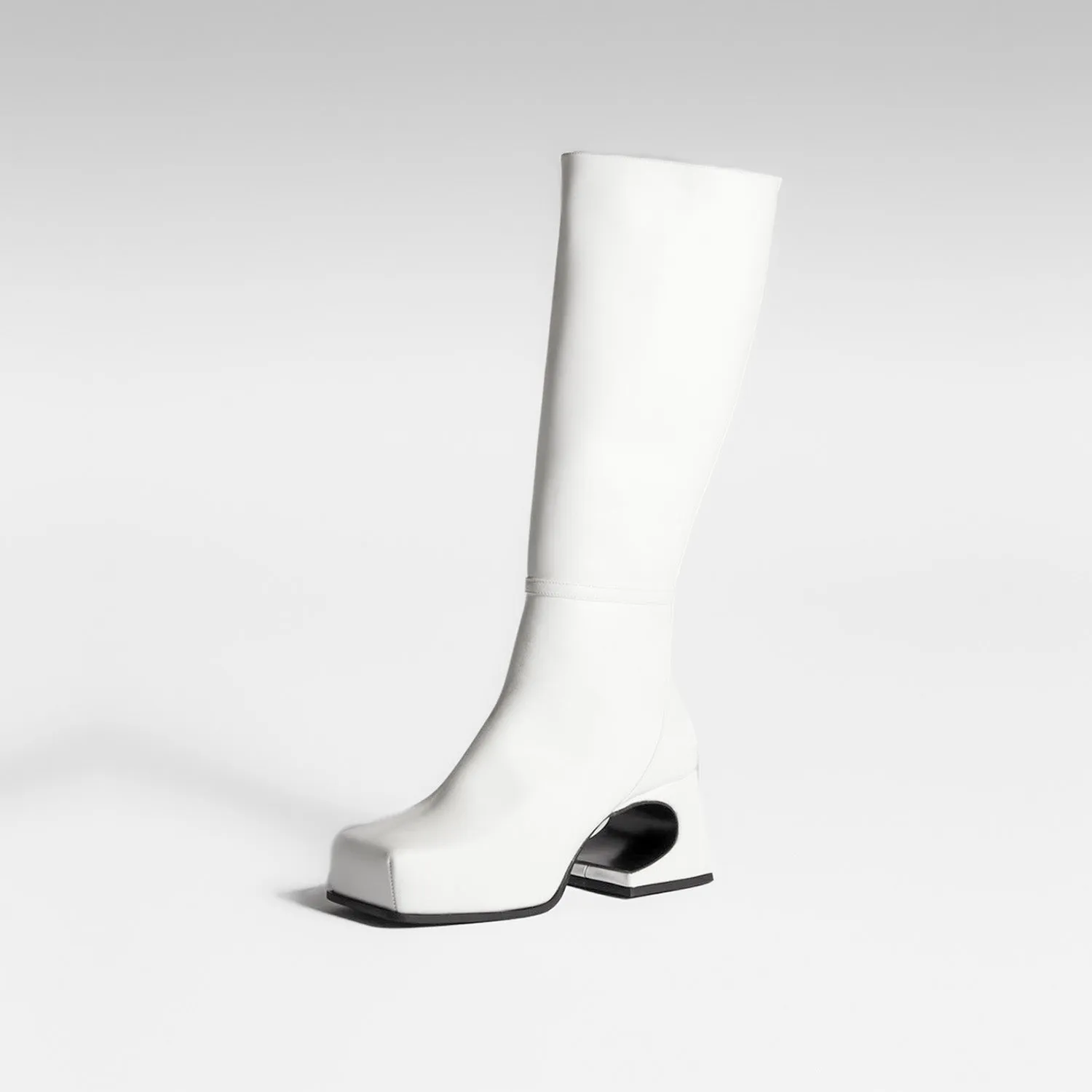 Roxy Boy In Coca White