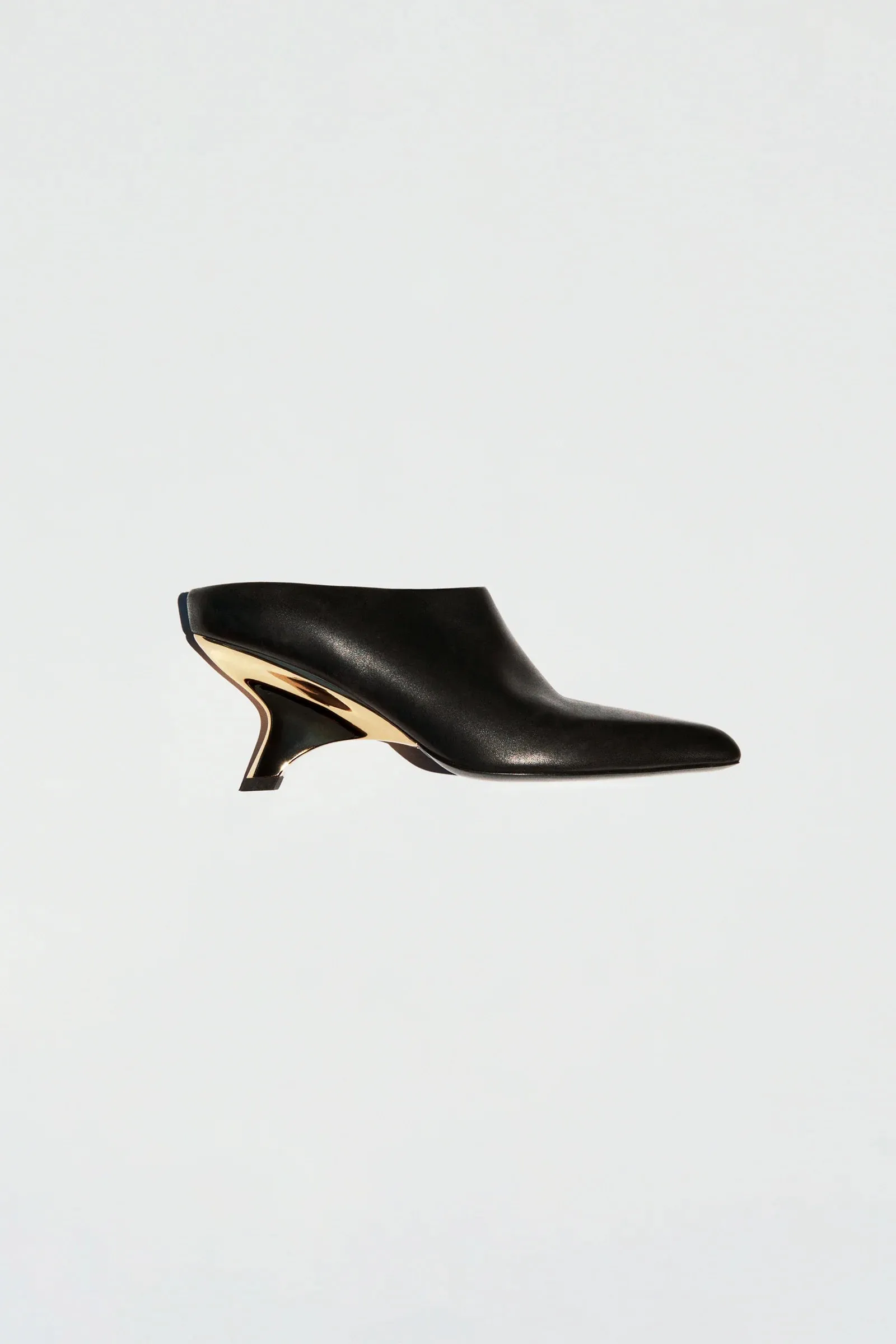 Si524 Simkhai Black Leather Mule
