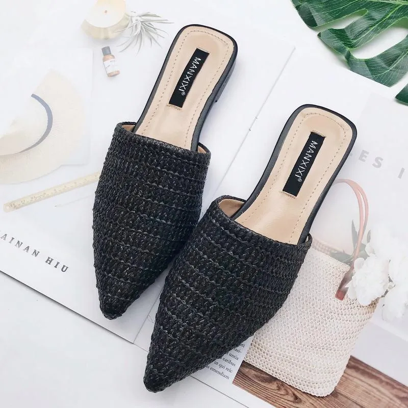 Slippers Fashion Pointed Toe Weave Mules Flat Slides Shoes