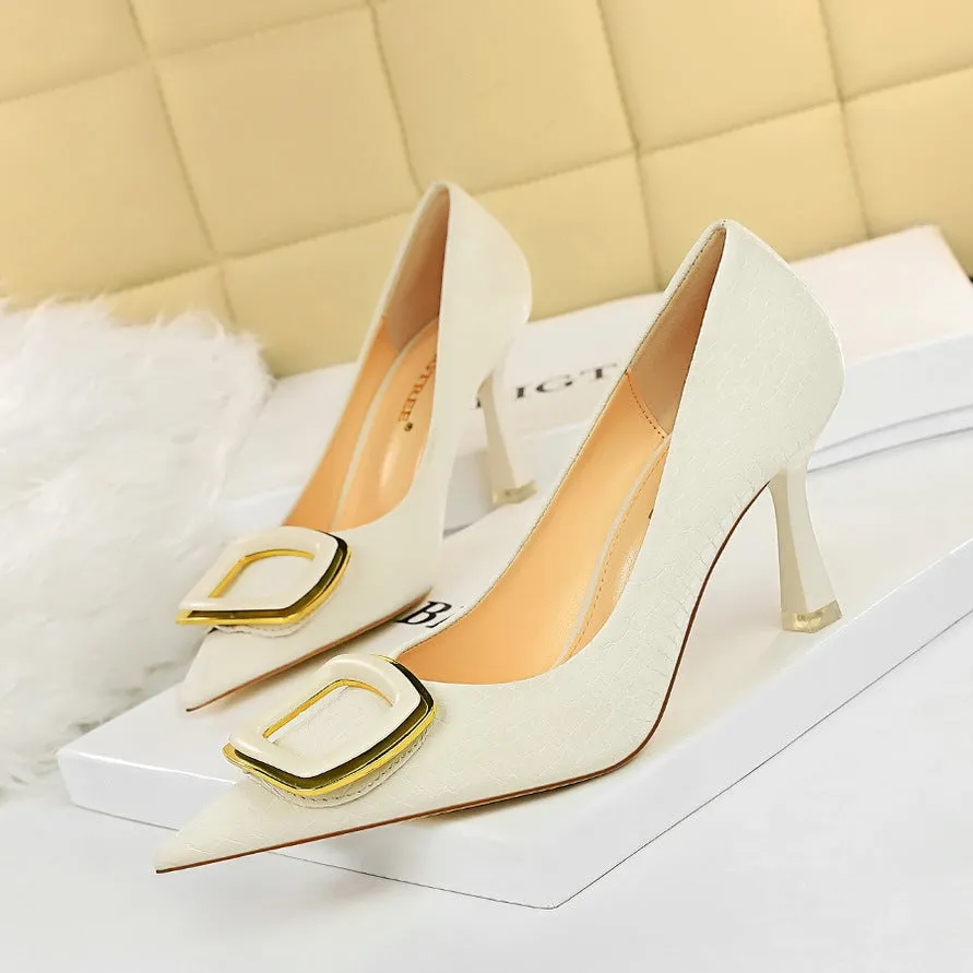 Square Buckle Stone Pattern Shoes