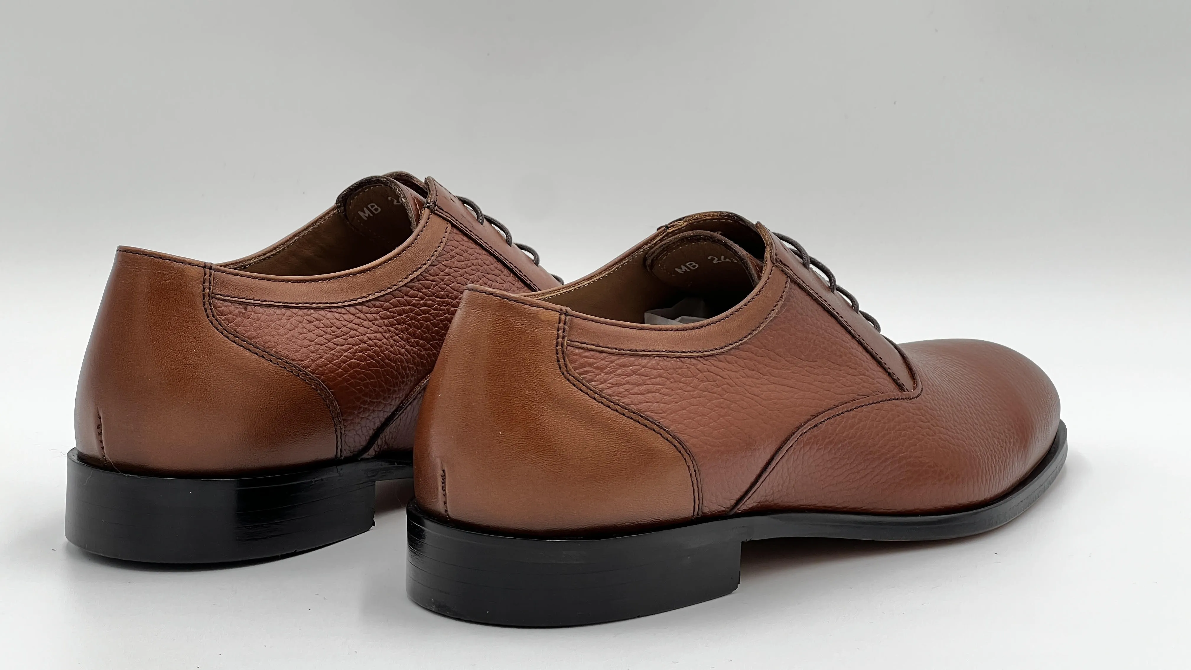 Style: 24202-Cognac