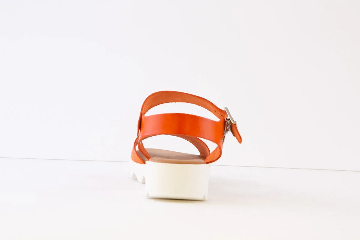 VALERIAS - 9108 FLAT BUCKLE SANDAL - ORANGE
