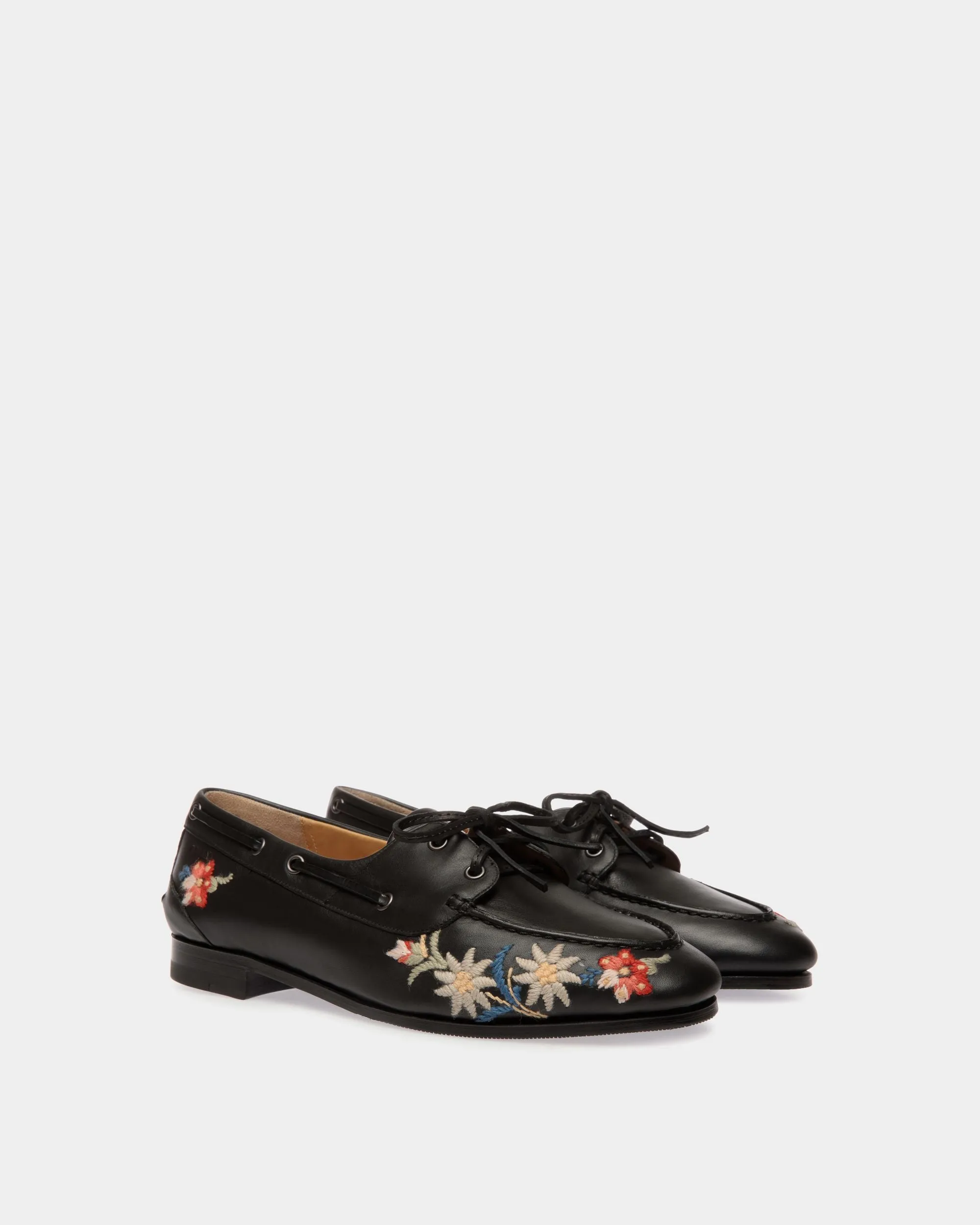 Winter Capsule Moccasin in Black Leather With Alpine Flowers