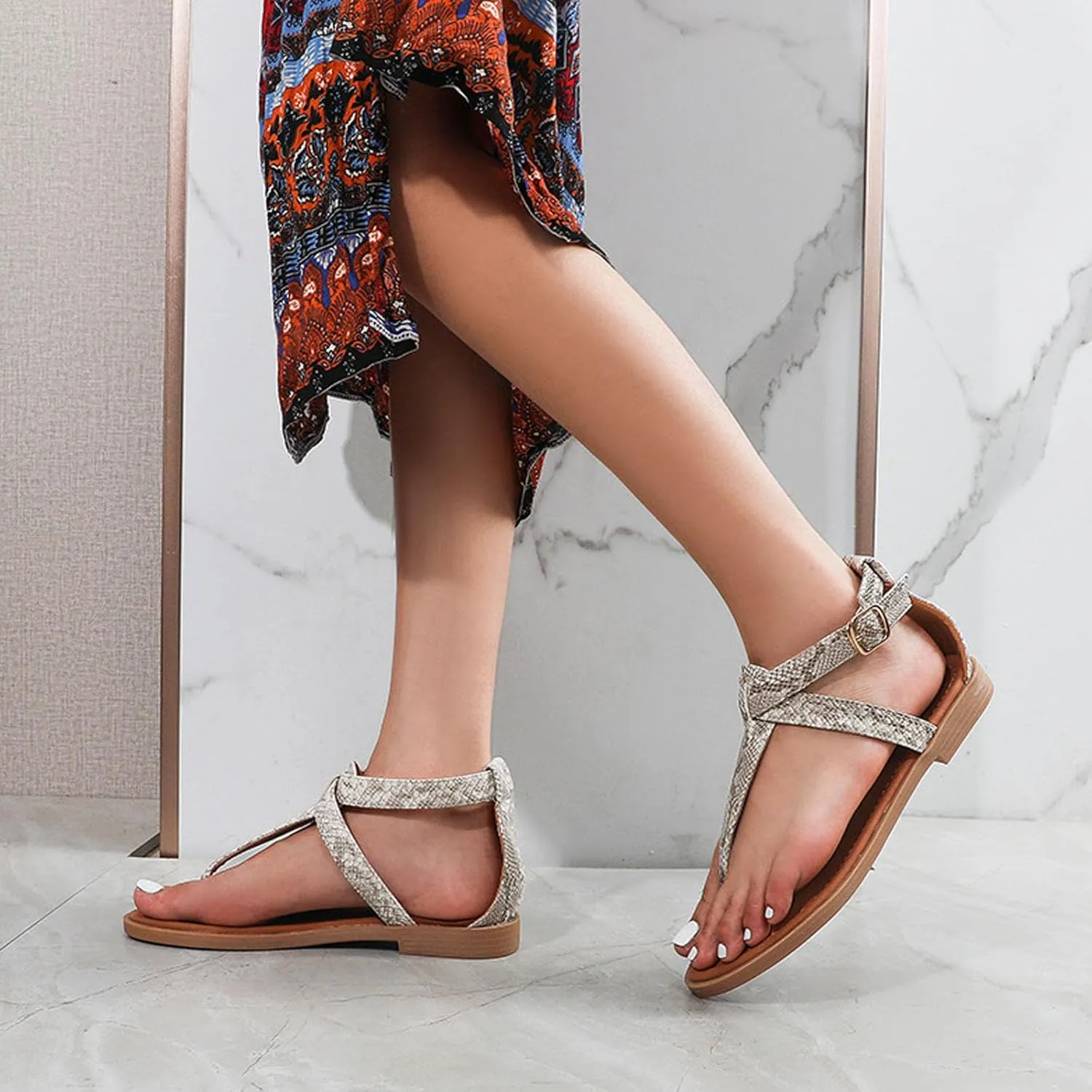 Women's Leather Print Dressy Thong Flat Sandals Fashion Classic Adjustable Ankle Buckle Summer T-Strap Bohemian Clip Toe Sandals for Casual Beach Walking Flip Flops