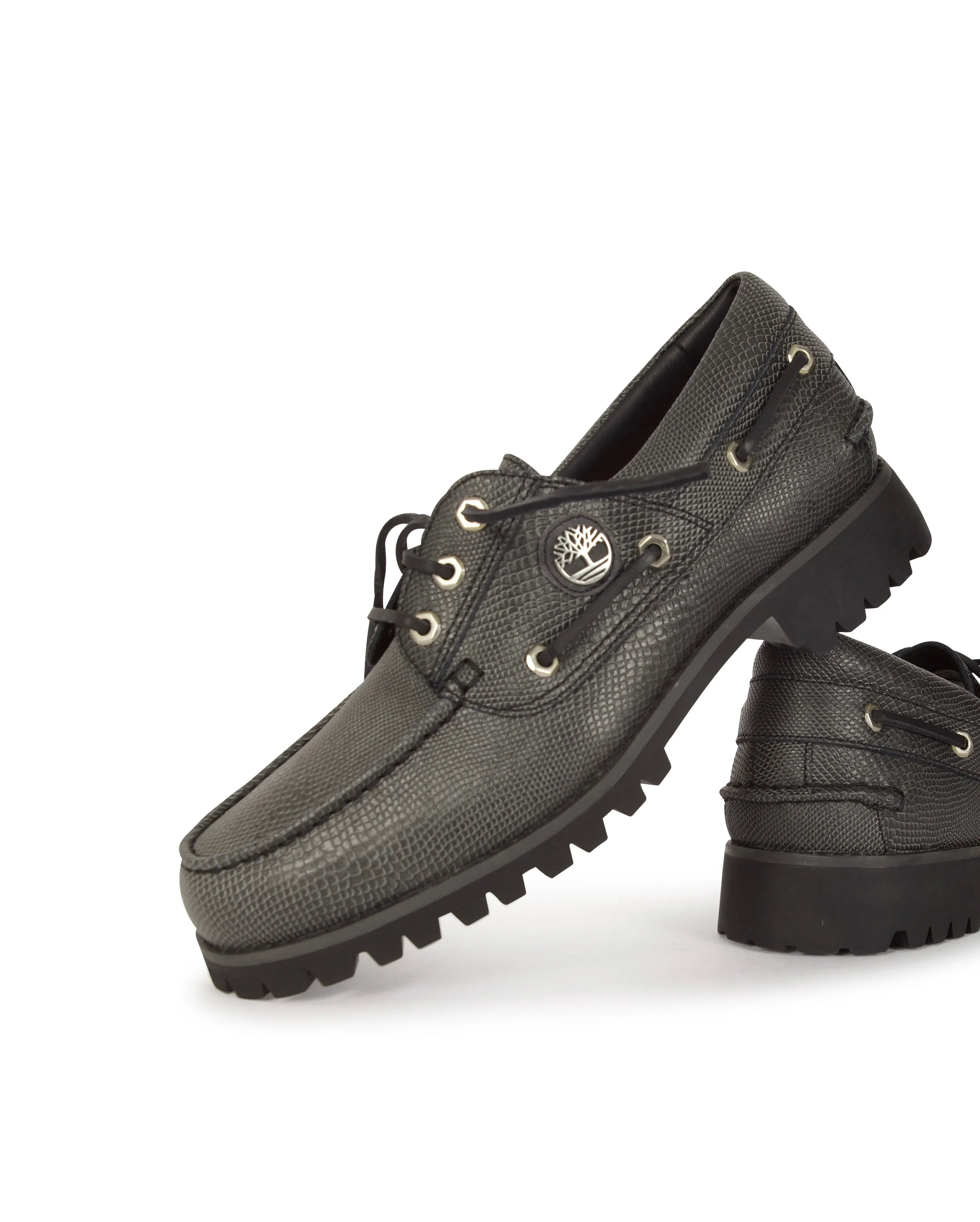 X VIBRAM Boat Shoe Black Leather