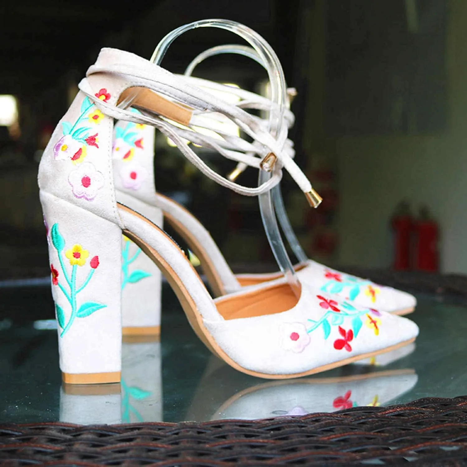 ZBYY Women's Heeled Sandals Embroidered Floral High Heels Pointed Toe Sandals Chunky Heel Lace Up Party Pumps Sandals